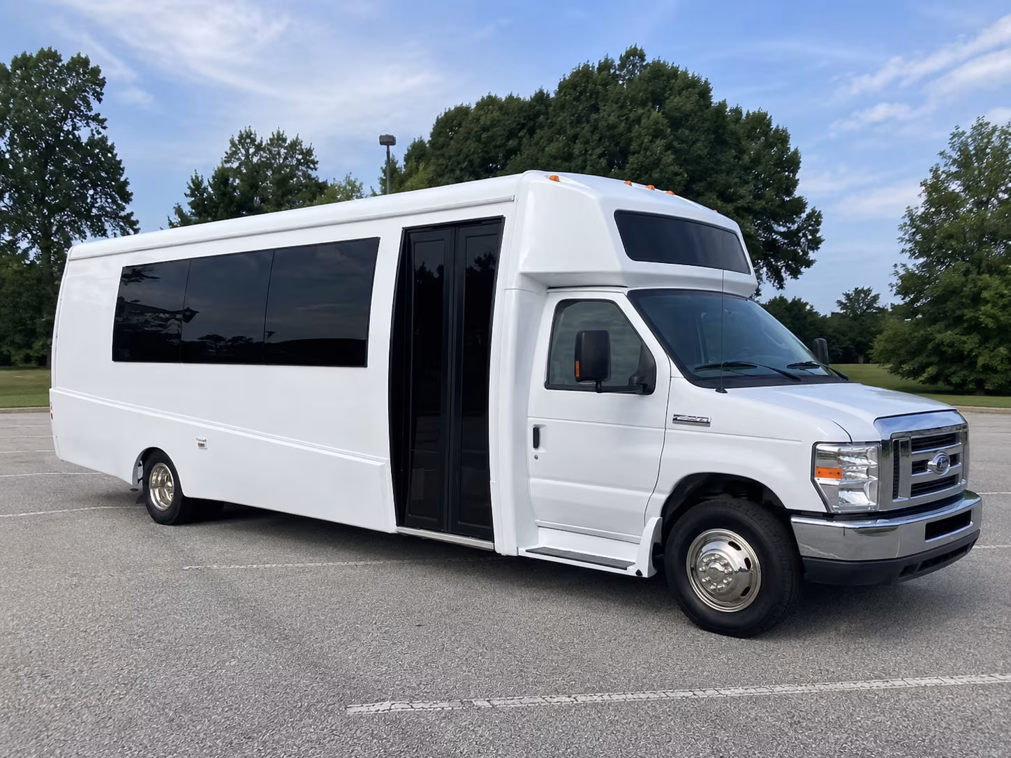 rochester 18 passenger party bus